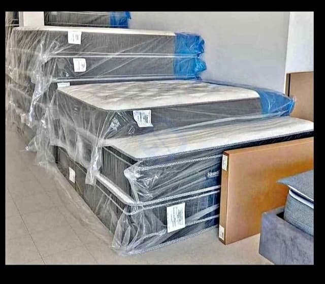 Brand New Queen Size Firm Mattress Direct From Wearhouse