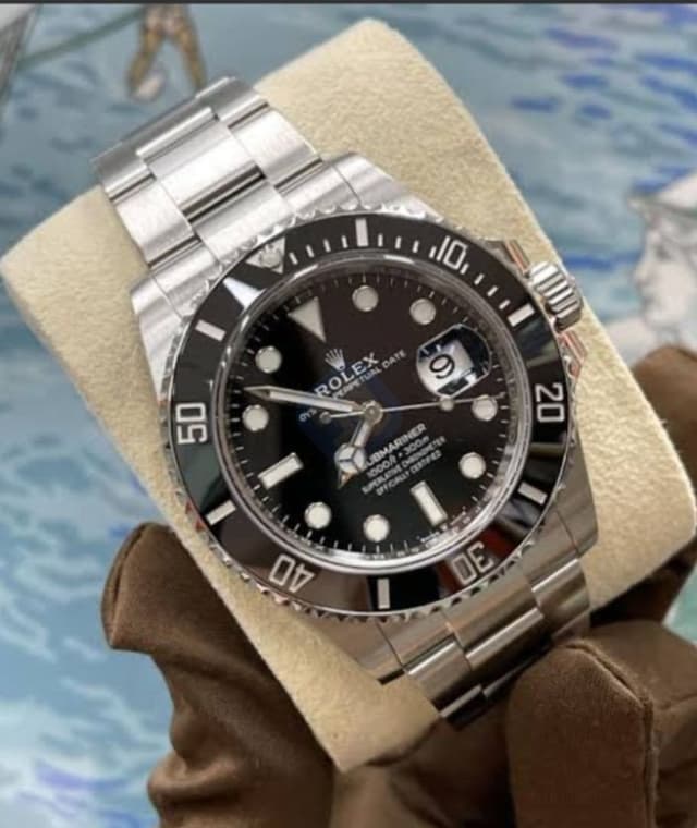 watch Rolex 126610 LN