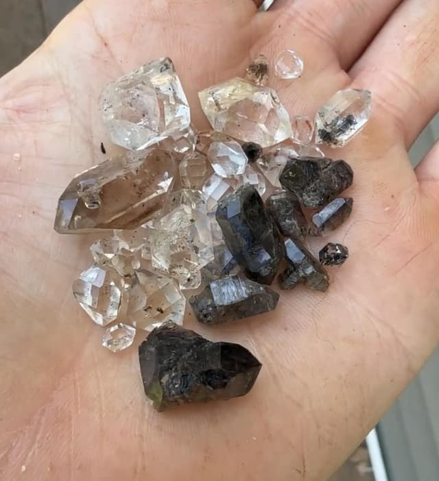 Fine Gem-Quality Roug, Pure raw Diamond
