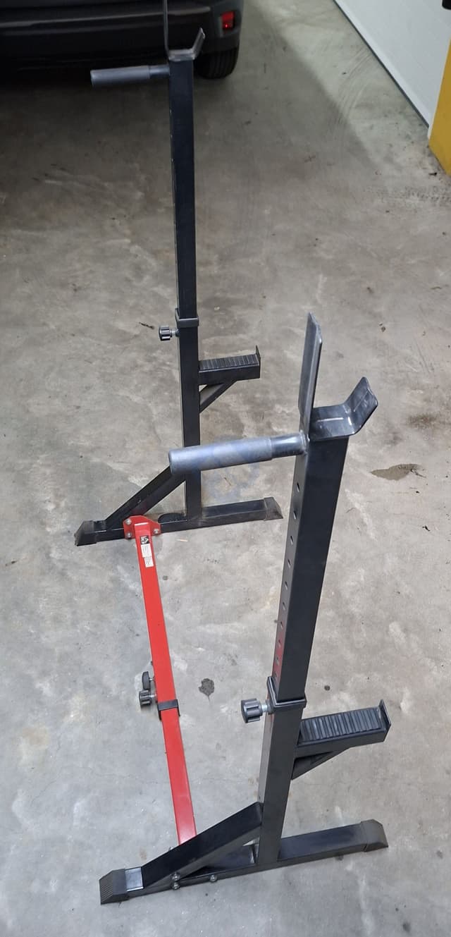 Rack metálica + Banco Adidas