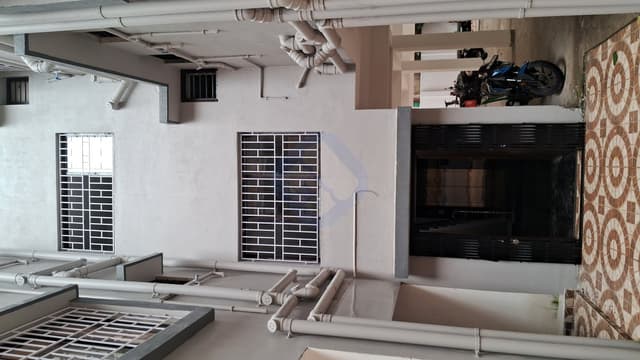 2bhk 2toilets 1st floor