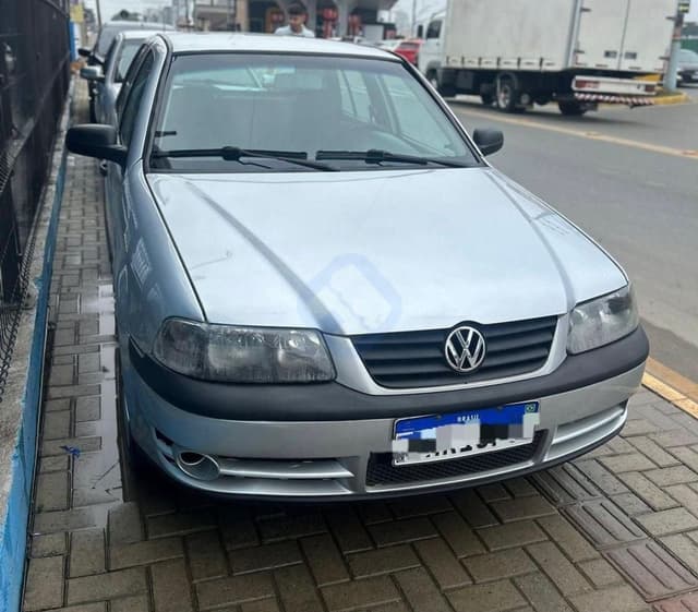 venda de carro modelo gol 2003