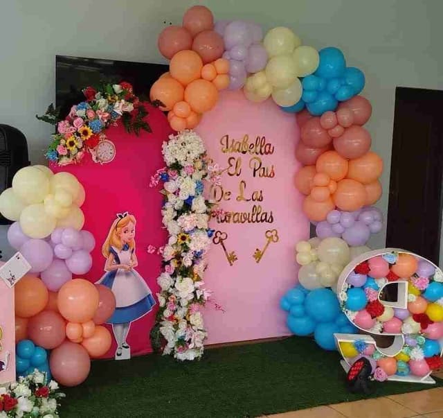 Decoraciones eventos y más solo Luxiluxi Decorarte flores y más ..